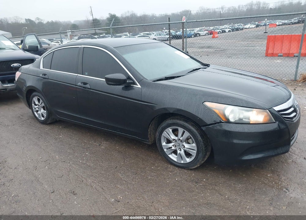 2011 HONDA ACCORD 2.4 LX-P VIN: 1HGCP2F43BA093660