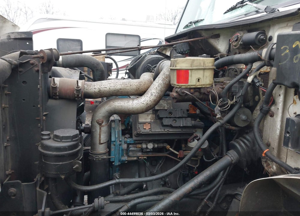 2000 INTERNATIONAL 4000 4700 VIN: 1HTSCAAM1YH323416