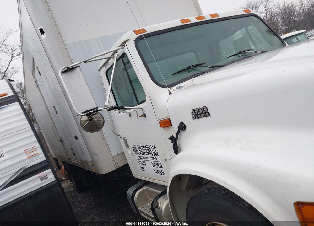 2000 INTERNATIONAL 4000 4700 VIN: 1HTSCAAM1YH323416