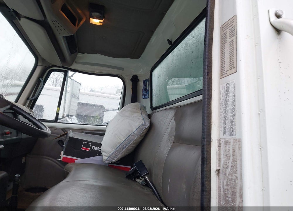 2000 INTERNATIONAL 4000 4700 VIN: 1HTSCAAM1YH323416