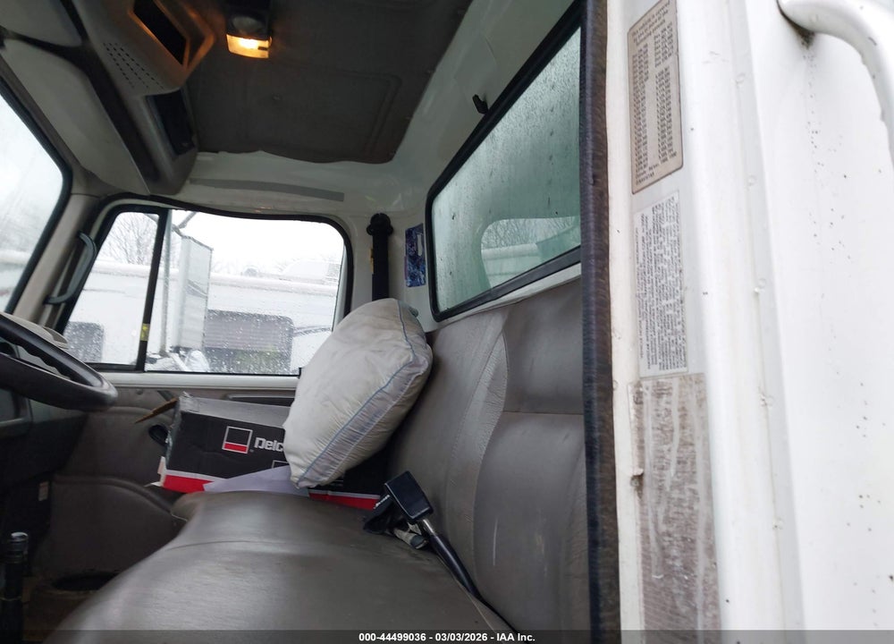 2000 INTERNATIONAL 4000 4700 VIN: 1HTSCAAM1YH323416