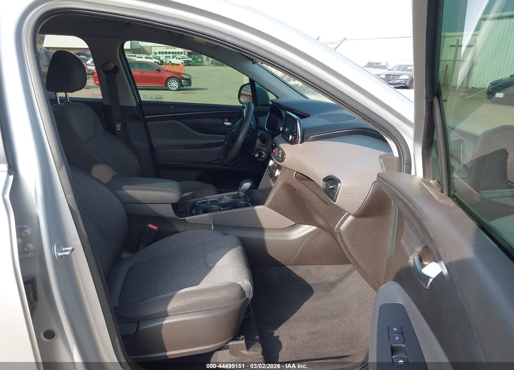 2019 HYUNDAI SANTA FE SE VIN: 5NMS23AD5KH084454