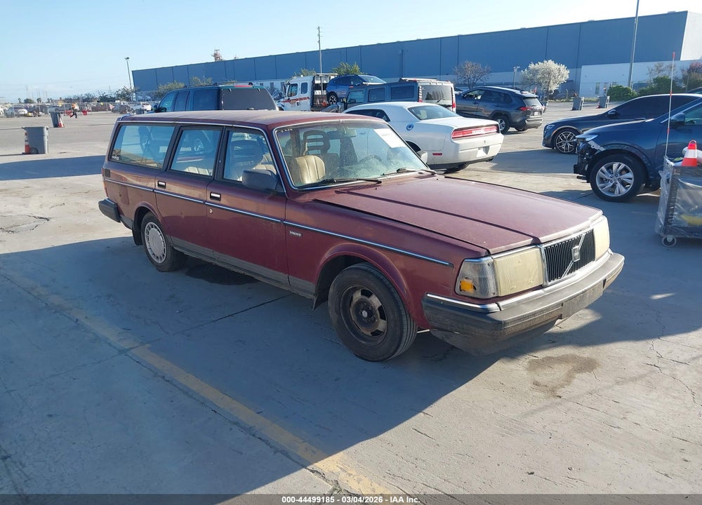 1990 VOLVO 240 DL VIN: YV1AA8850L1870291