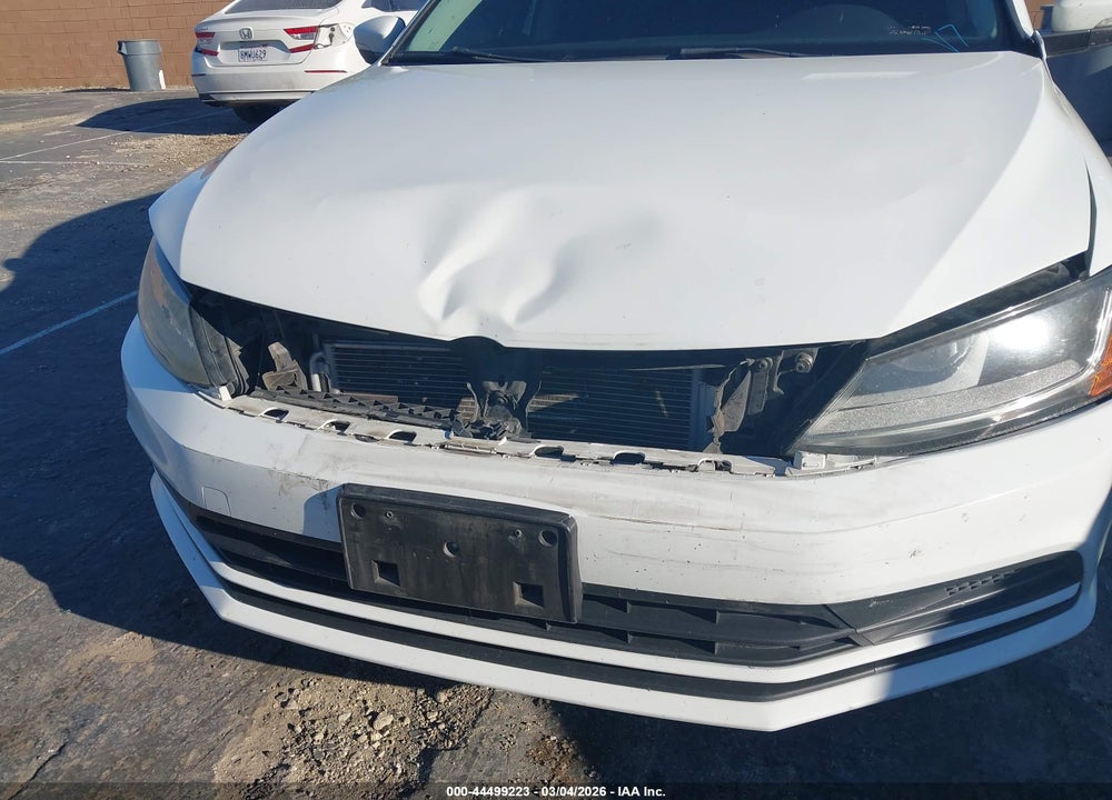 2017 VOLKSWAGEN JETTA 1.4T SE VIN: 3VWDB7AJ6HM285286