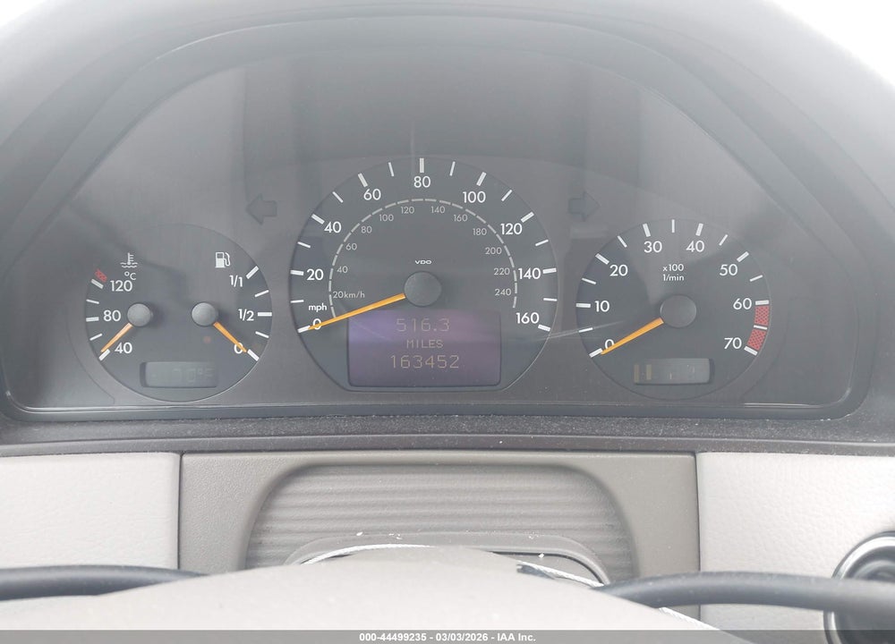 2000 MERCEDES-BENZ E 430 VIN: WDBJF70J3YB065878