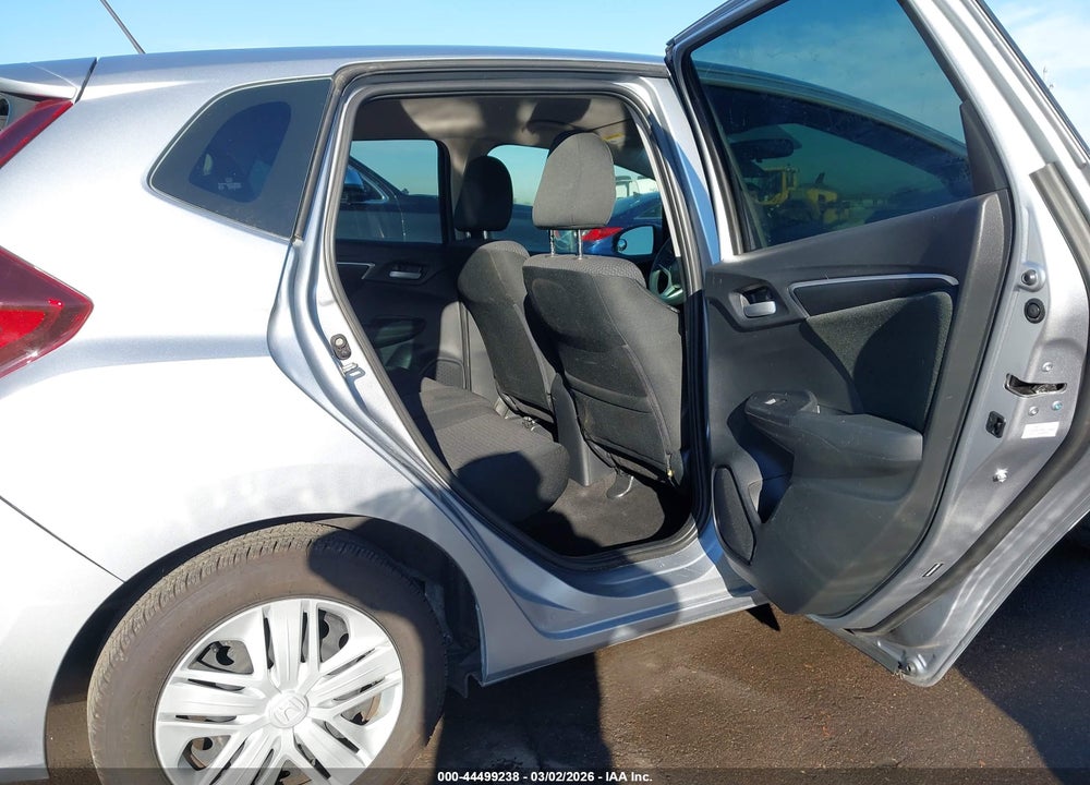 2019 HONDA FIT LX VIN: 3HGGK5H46KM725956