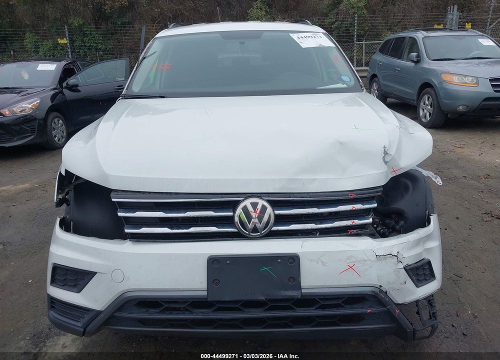 2019 VOLKSWAGEN TIGUAN VIN: 3VV1B7AX2KM139549