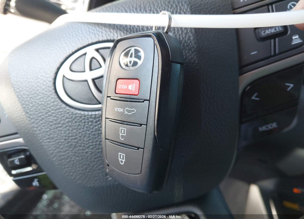 2025 TOYOTA CAMRY SE VIN: 4T1DAACK4SU591118