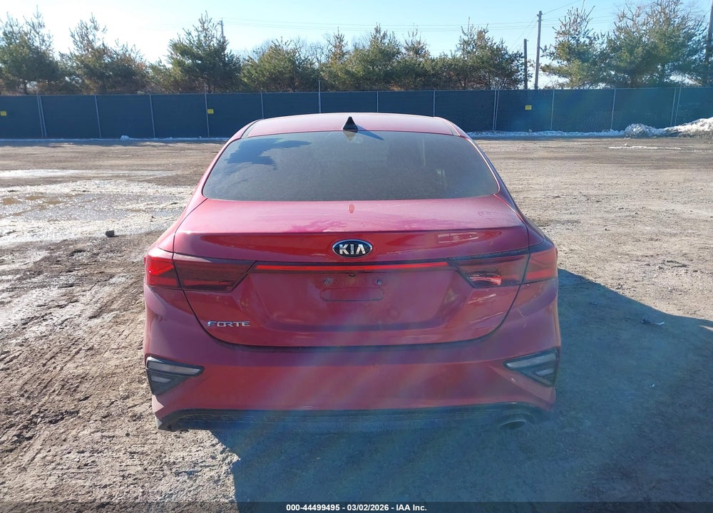 2019 KIA FORTE LXS VIN: 3KPF24AD0KE112255