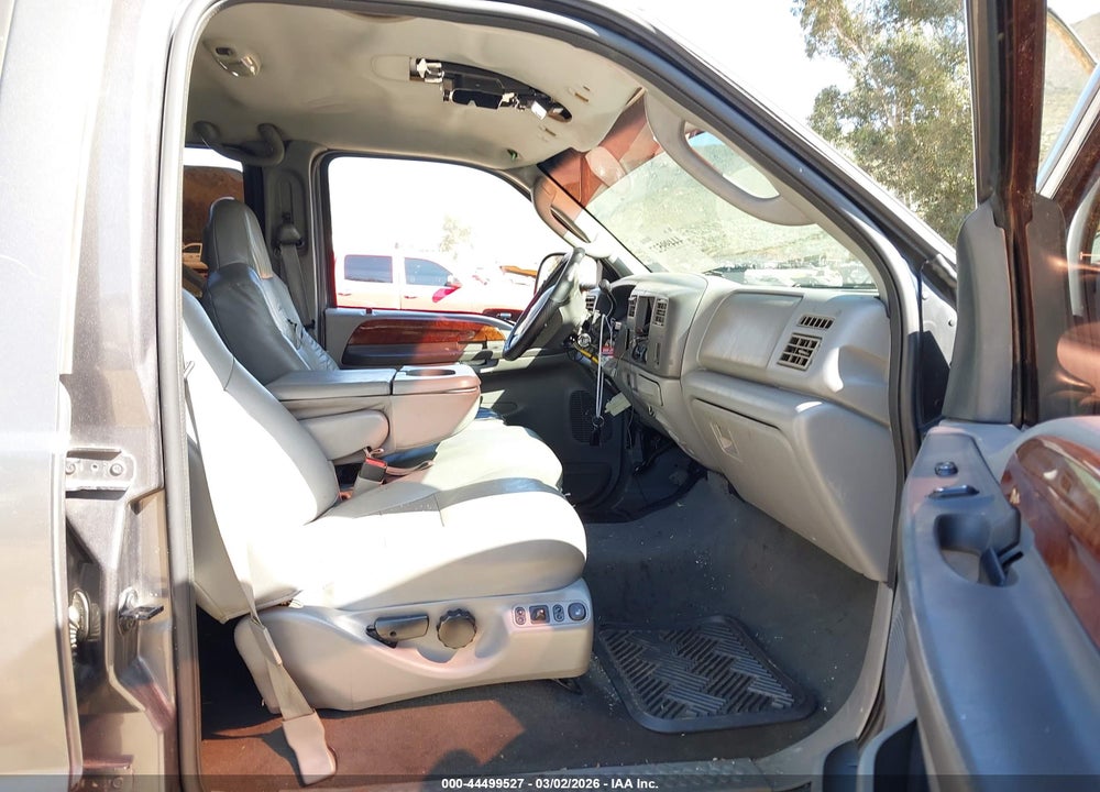 2004 FORD F-350 LARIAT/XL/XLT VIN: 1FTSW31P44EB05881