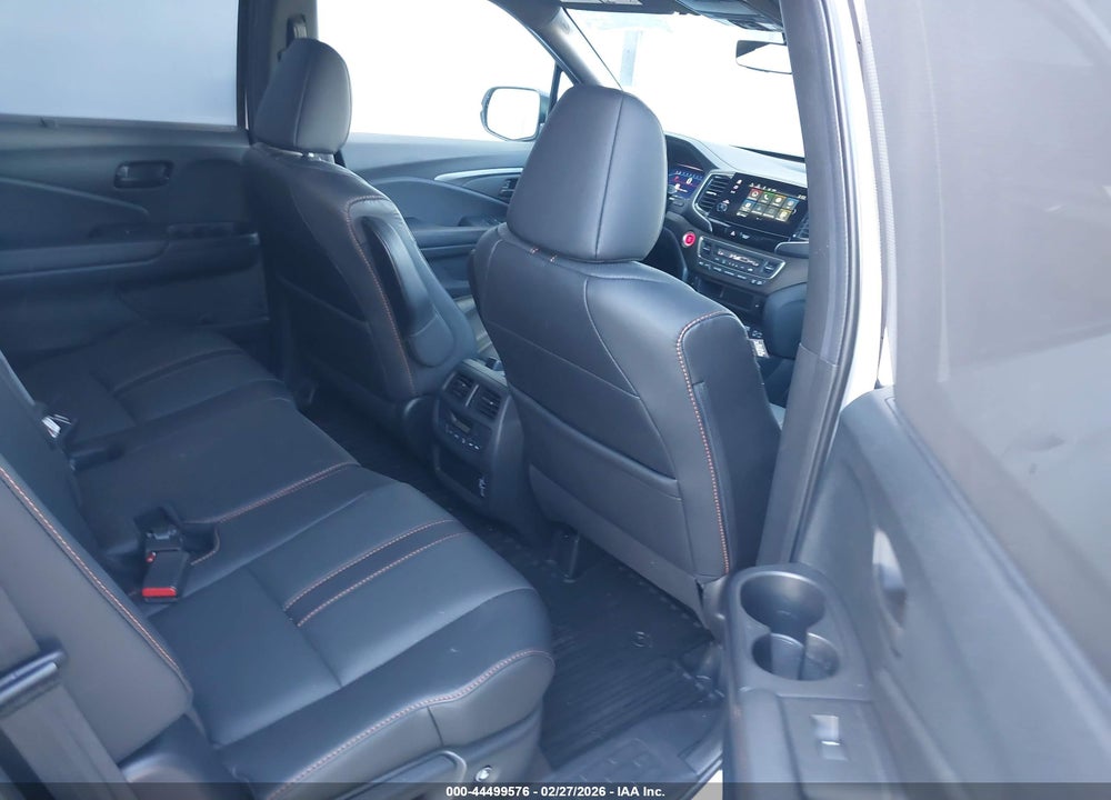2022 HONDA PILOT AWD TRAILSPORT VIN: 5FNYF6H88NB082602