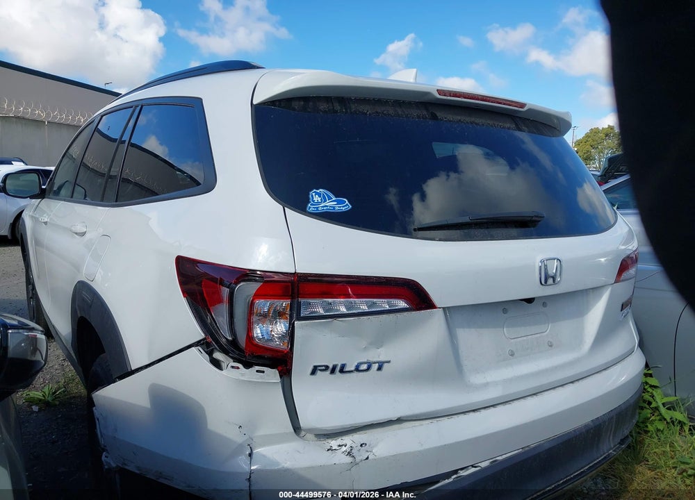2022 HONDA PILOT AWD TRAILSPORT VIN: 5FNYF6H88NB082602