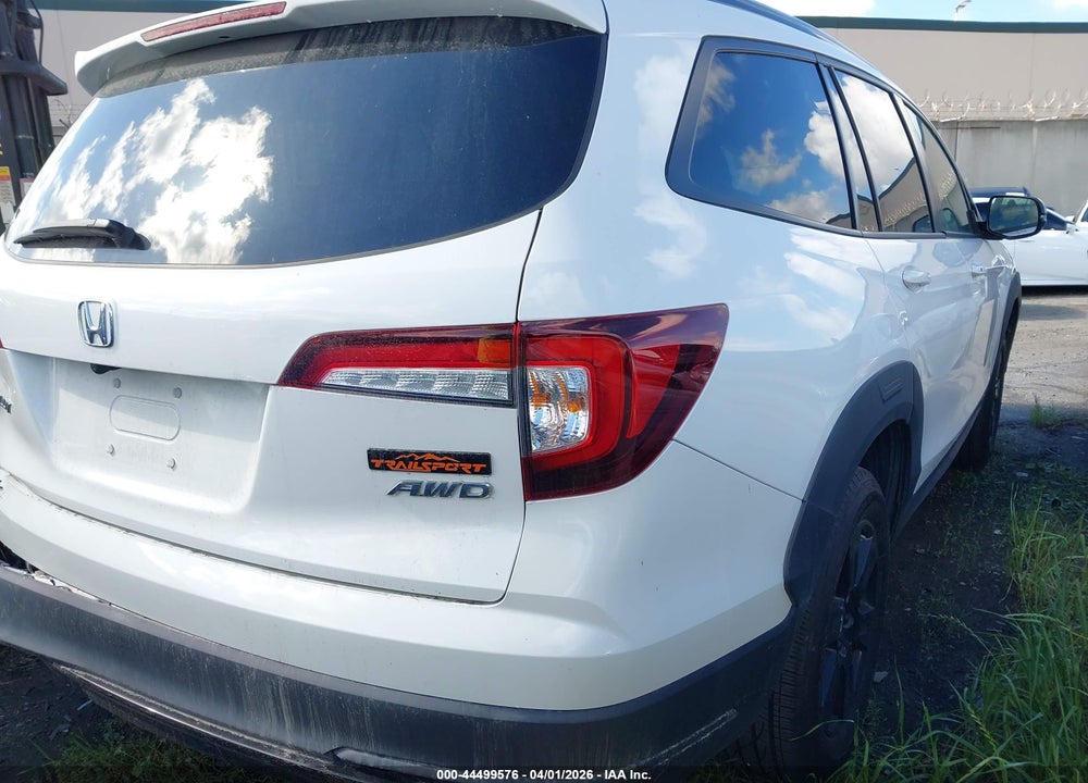 2022 HONDA PILOT AWD TRAILSPORT VIN: 5FNYF6H88NB082602