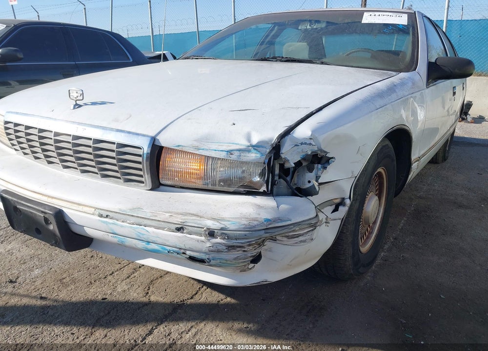 1996 CHEVROLET CAPRICE / IMPALA CLASSIC SS VIN: 1G1BL52P9TR185505