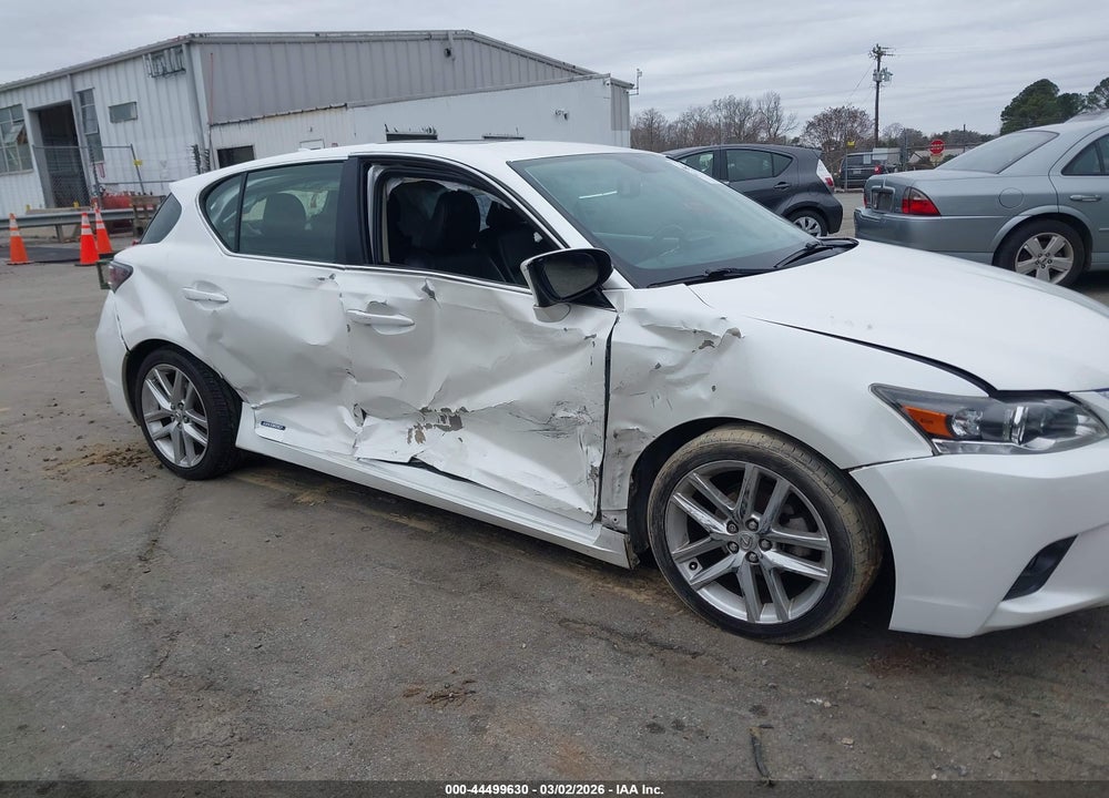 2015 LEXUS CT 200H VIN: JTHKD5BH8F2247680