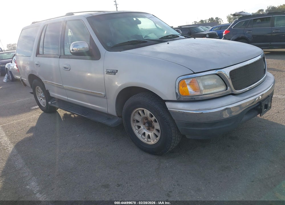 2001 FORD EXPEDITION XLT VIN: 1FMRU15W01LA04785