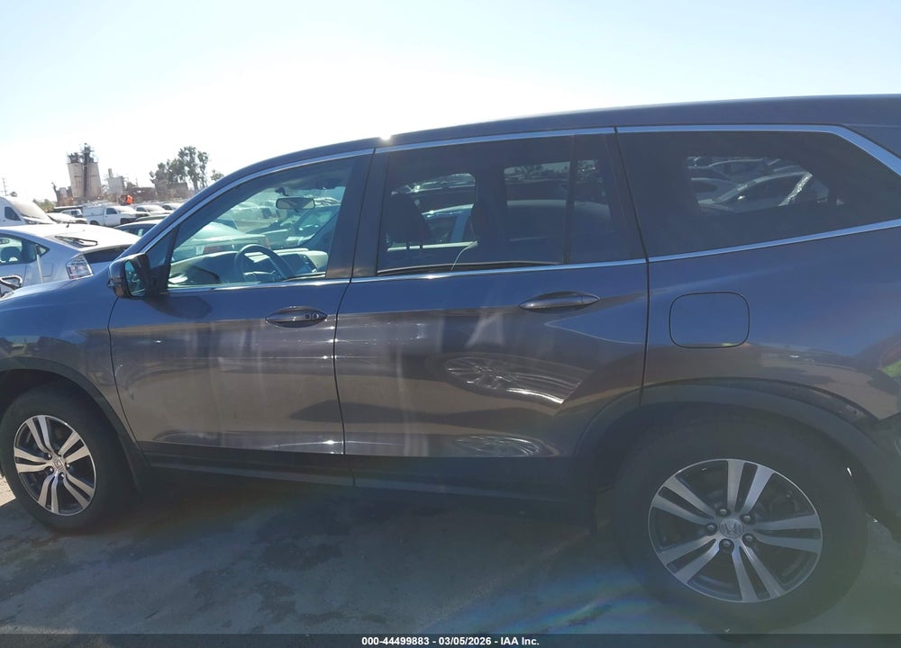 2018 HONDA PILOT EX VIN: 5FNYF5H34JB026469