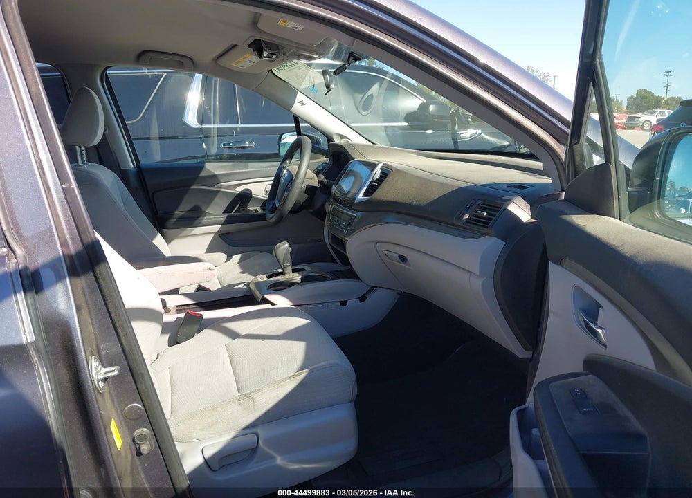 2018 HONDA PILOT EX VIN: 5FNYF5H34JB026469