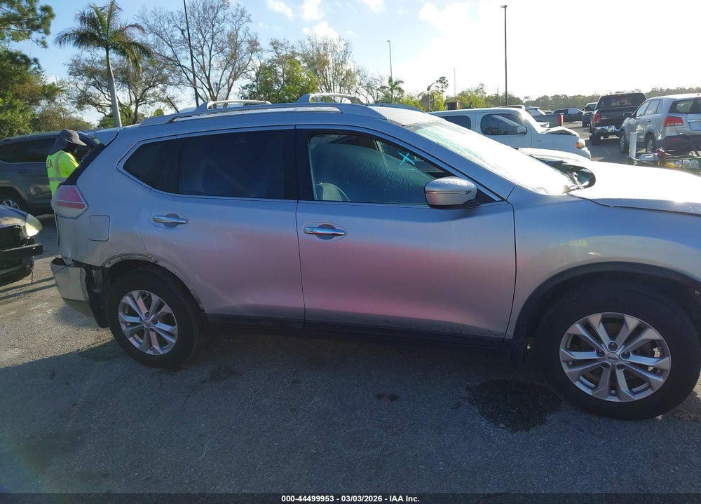 2014 NISSAN ROGUE SV VIN: 5N1AT2MT1EC830628