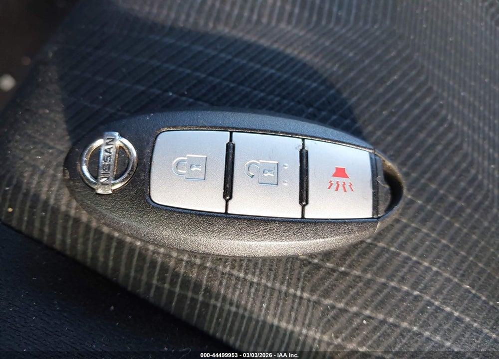 2014 NISSAN ROGUE SV VIN: 5N1AT2MT1EC830628