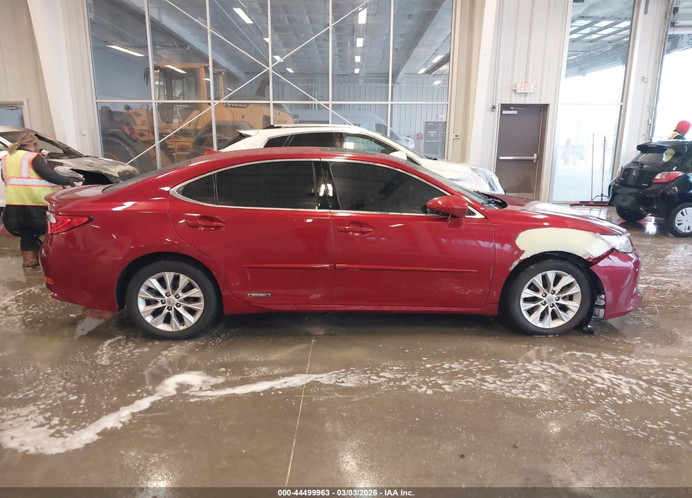 2013 LEXUS ES 300H VIN: JTHBW1GG1D2013865