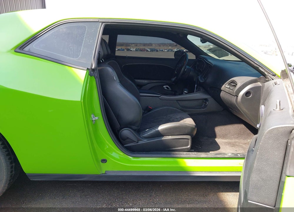 2017 DODGE CHALLENGER SRT 392 VIN: 2C3CDZDJ6HH580827