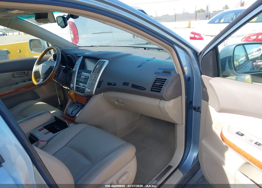 2005 LEXUS RX 330 VIN: JTJGA31U750050462