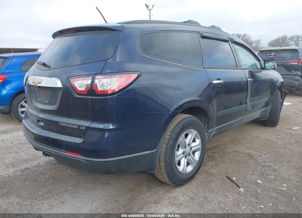 2015 CHEVROLET TRAVERSE LS VIN: 1GNKRFKD7FJ353086