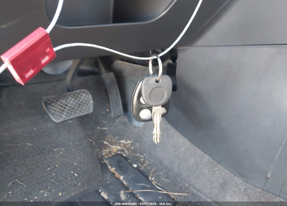2007 SATURN ION 2 VIN: 1G8AN15F67Z123455