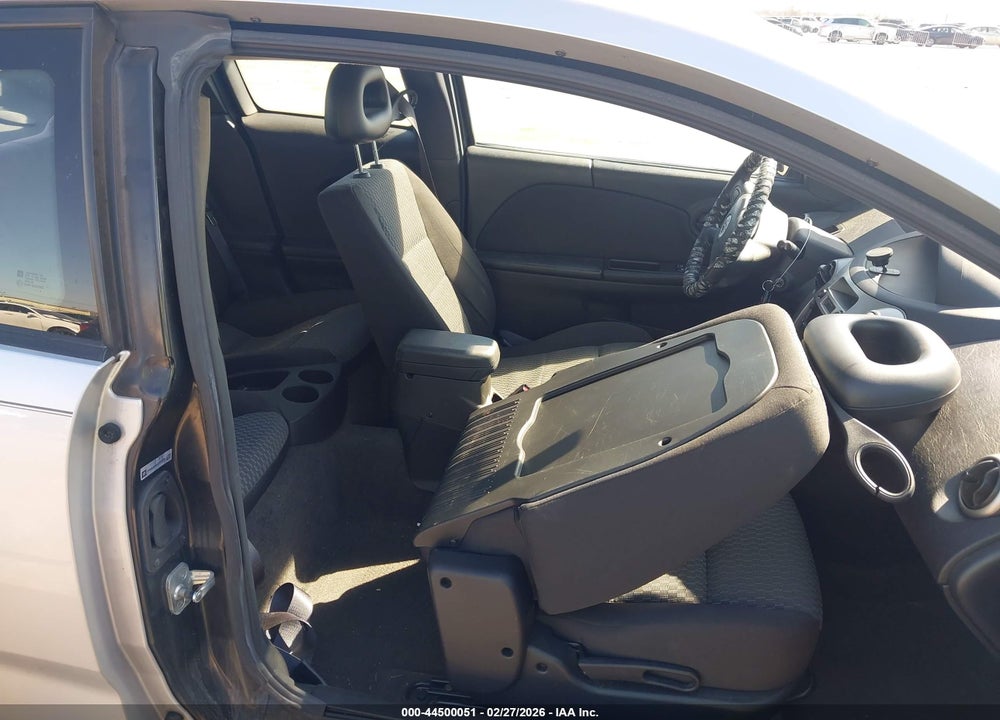 2007 SATURN ION 2 VIN: 1G8AN15F67Z123455
