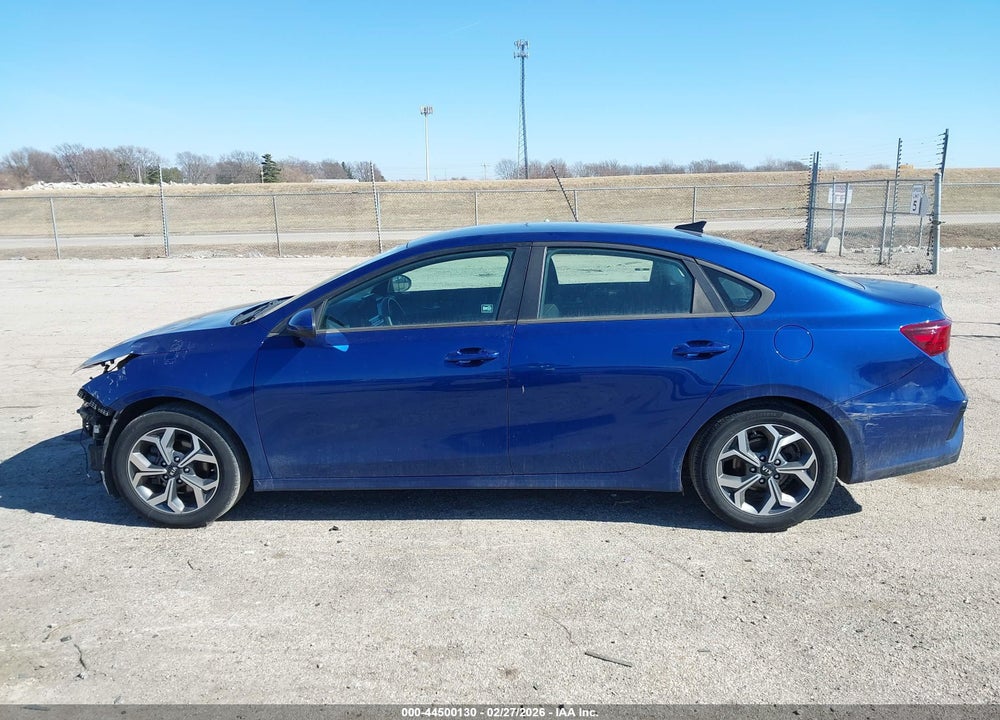 2021 KIA FORTE LXS VIN: 3KPF24AD2ME284208