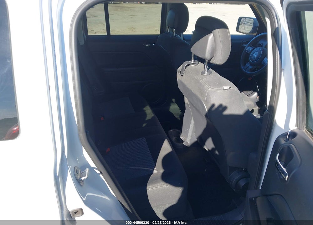 2016 JEEP PATRIOT LATITUDE VIN: 1C4NJPFA0GD792469