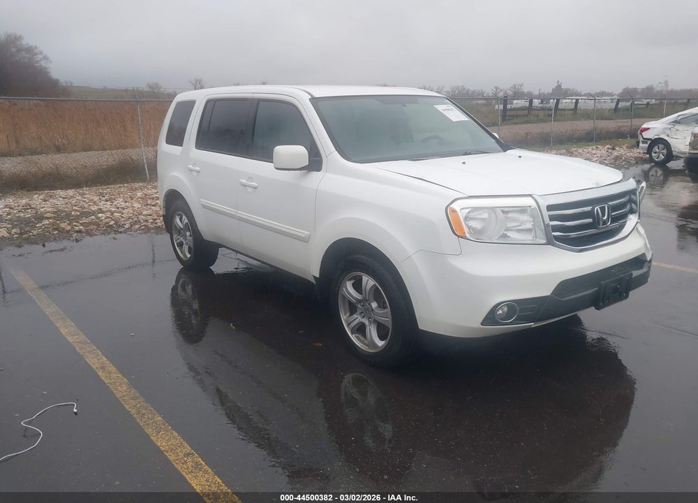 2014 HONDA PILOT EX VIN: 5FNYF4H49EB028825