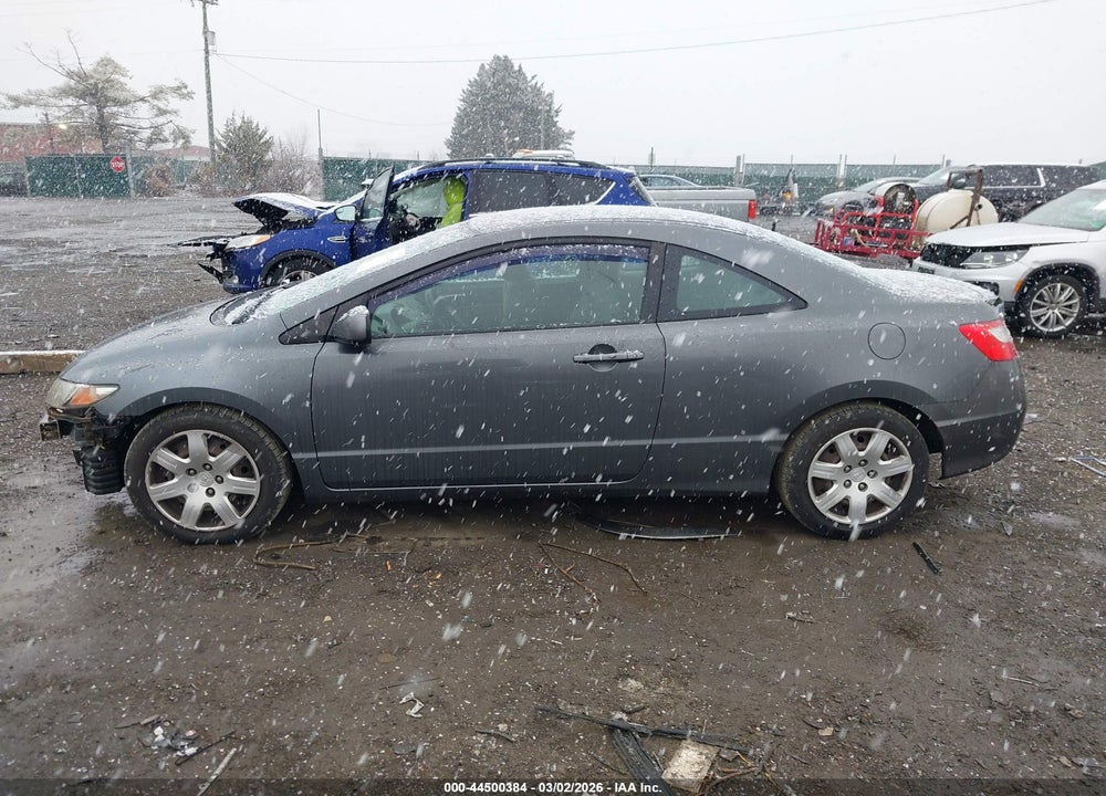 2011 HONDA CIVIC LX VIN: 2HGFG1B65BH507909