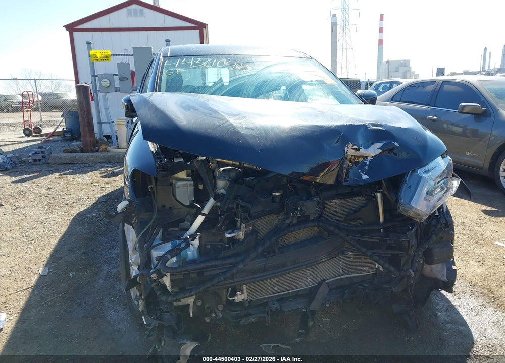 2019 NISSAN ROGUE S VIN: 5N1AT2MT1KC755859