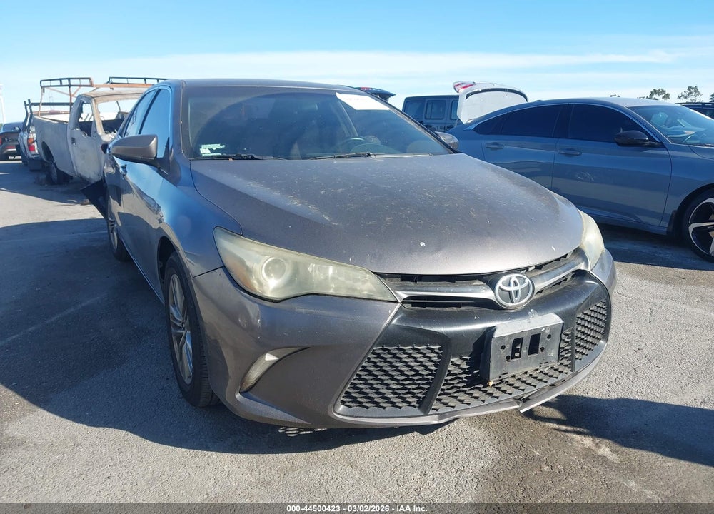 2015 TOYOTA CAMRY SE VIN: 4T1BF1FK1FU939242