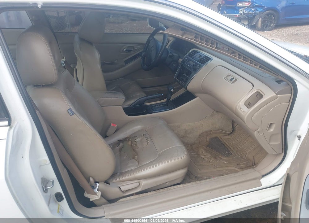 2001 HONDA ACCORD 3.0 EX VIN: 1HGCG225X1A000842