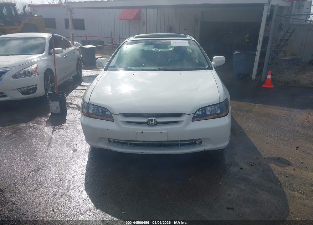 2001 HONDA ACCORD 3.0 EX VIN: 1HGCG225X1A000842