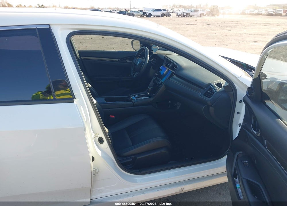 2019 HONDA CIVIC EX-L VIN: SHHFK7H81KU206924