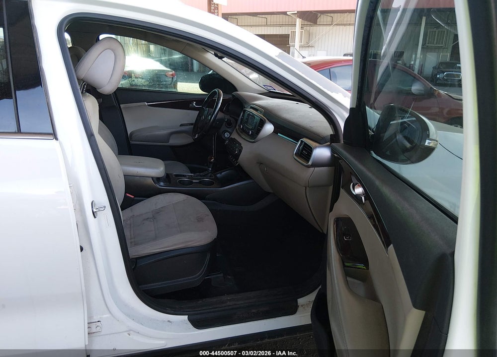 2016 KIA SORENTO 2.4L LX VIN: 5XYPG4A37GG054961