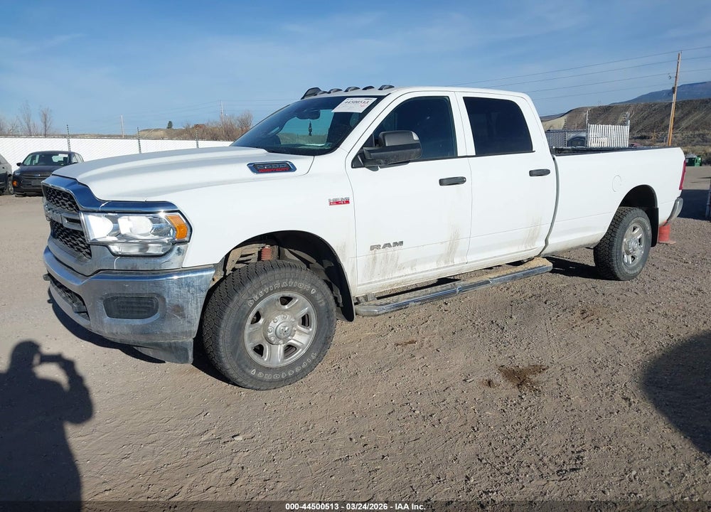 2022 RAM 2500 TRADESMAN  4X4 8' BOX VIN: 3C6UR5HJ1NG393602