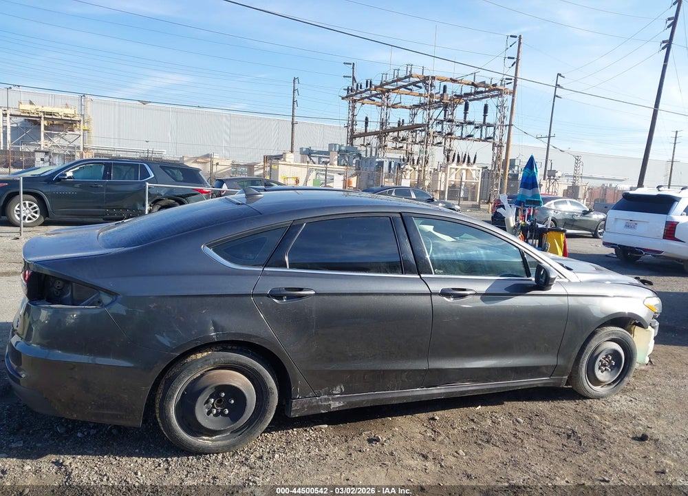 2019 FORD FUSION SE VIN: 3FA6P0HD5KR114596