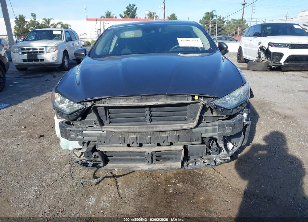 2019 FORD FUSION SE VIN: 3FA6P0HD5KR114596