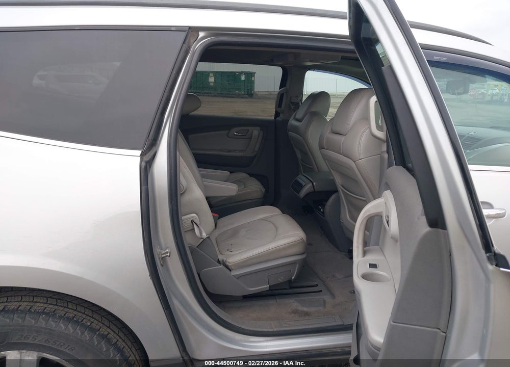 2011 CHEVROLET TRAVERSE 2LT VIN: 1GNKVJED6BJ285237