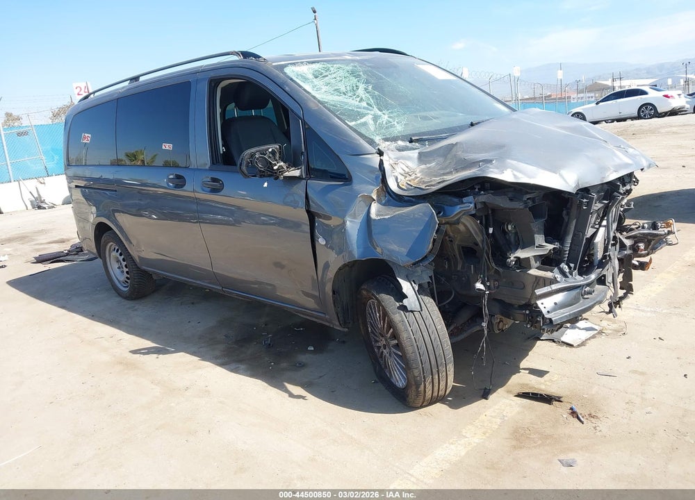2022 MERCEDES-BENZ METRIS VIN: W1WV0FEY4N4159535