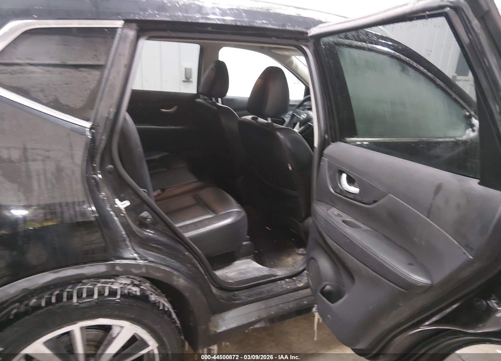 2018 NISSAN ROGUE S/SL/SV VIN: JN8AT2MV3JW348116