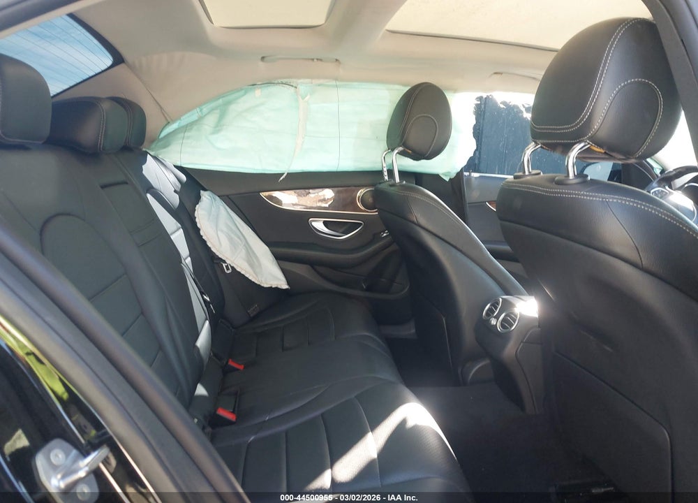 2017 MERCEDES-BENZ C 300 VIN: 55SWF4JBXHU186822