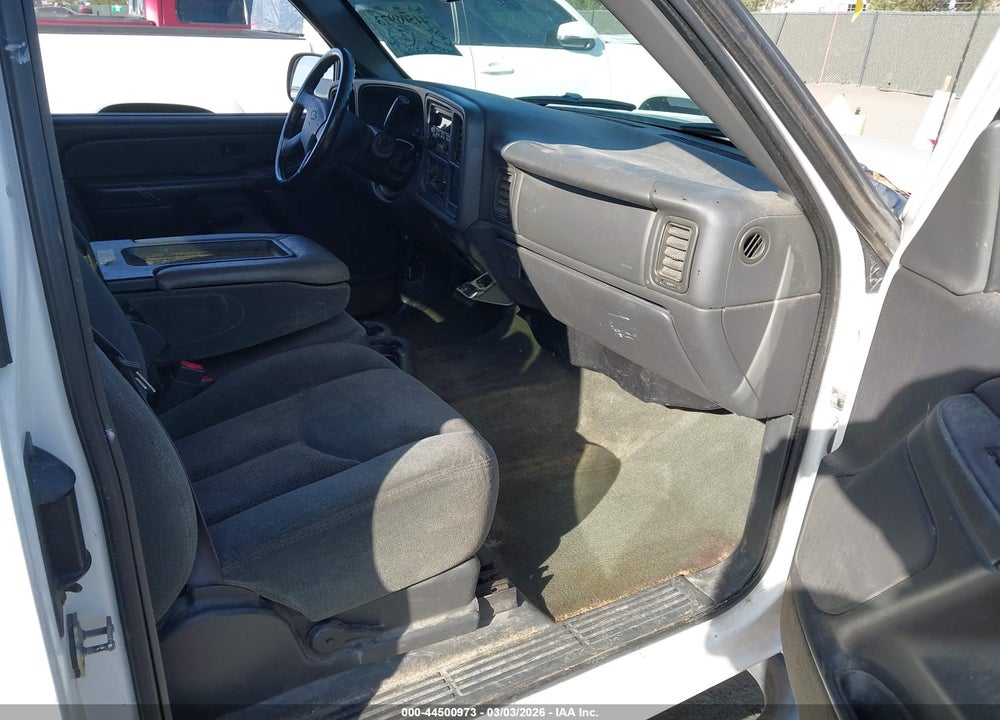 2004 CHEVROLET SILVERADO 1500 LS VIN: 1GCEC19XX4Z218225