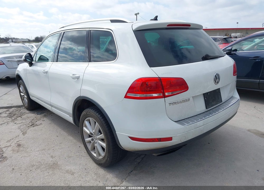 2013 VOLKSWAGEN TOUAREG VR6 SPORT VIN: WVGEF9BP6DD009489