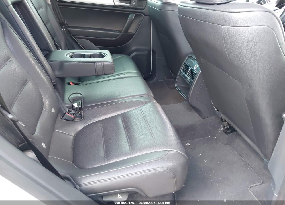 2013 VOLKSWAGEN TOUAREG VR6 SPORT VIN: WVGEF9BP6DD009489
